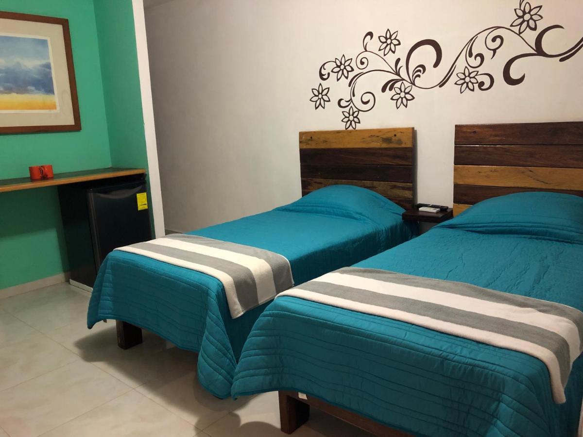 Habitacion Privada A 5 Minutos De La Playa Cancún Esterno foto